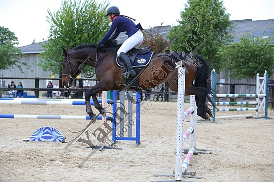 AS7V9251.jpg 22 Mai 2022 : Centre équestre de la Scie, Longueville sur Scie - CSO Club, Poney & Préparatoire 