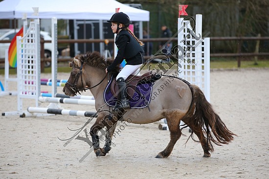 AS7V6111.jpg 12 Mars 2023 : Parc équestre des Sablons, Val de Reuil - CSO Club, Poney & Préparatoire 