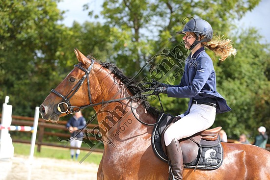 AS7V8765.jpg 25-26-27 Aout 2023 : Parc équestre des Sablons, Val de Reuil - CSO Amateur, Pro & Préparatoire 