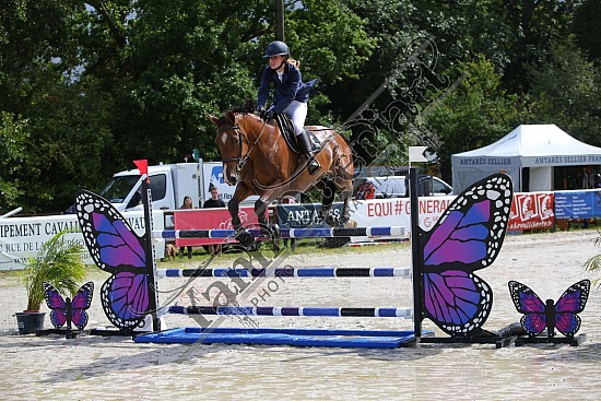AS7V8763.jpg 25-26-27 Aout 2023 : Parc équestre des Sablons, Val de Reuil - CSO Amateur, Pro & Préparatoire 