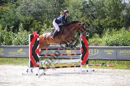 AS7V8754.jpg 25-26-27 Aout 2023 : Parc équestre des Sablons, Val de Reuil - CSO Amateur, Pro & Préparatoire 