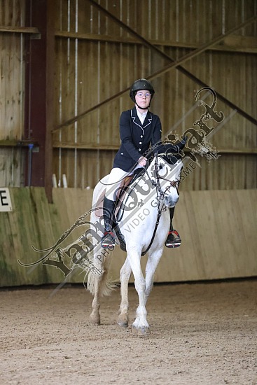 3K2A5416.jpg 28 Avril 2024 : Centre équestre de la Scie - Dressage 