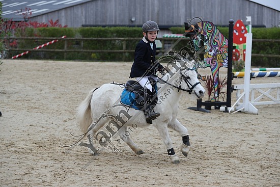A51I5497.jpg 3 Novembre 2024 : Ecuries de Saint Paër - CSO Club, Poney & Préparatoire 