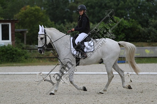 AB3I0773.jpg 25 Mai 2025 : Parc équestre des Sablons, Val de Reuil - Dressage 